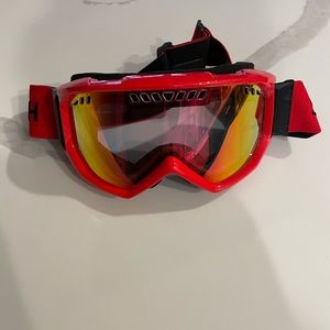 Men’s Smith ski goggles